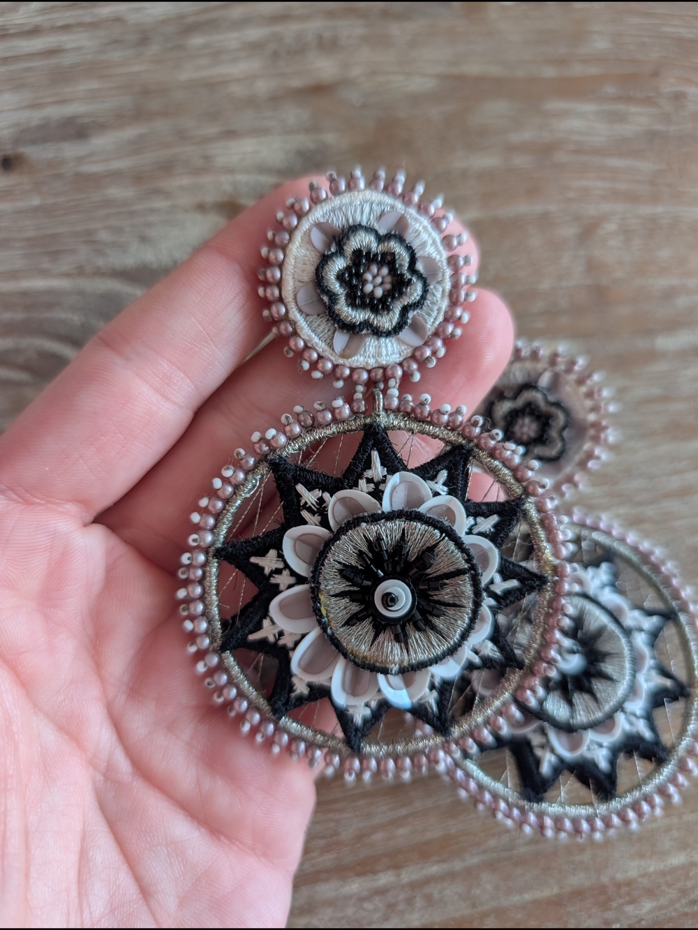 Mignonne Gavigan Jacey Earrings - Picture 2 of 6